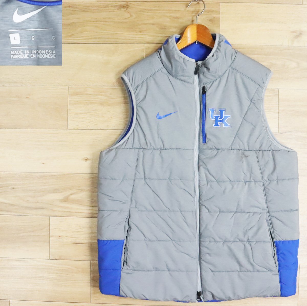 @11K/D6.6-1 NIKE ナイキ 中綿ベスト パファーベスト ケンタッキー大学 KENTUCKY ワイルドキャッツ ジップアップベスト L拍卖