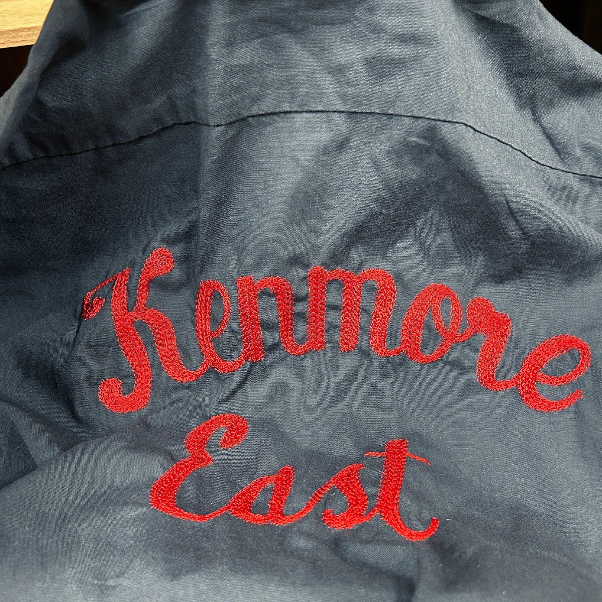 W3T/D10.30-1 アメリカ古着 Cintas シンタス ワークシャツ XXL 2XL ワッペン チェーンステッチ バック刺繍 文字 KENMORE EAST拍卖