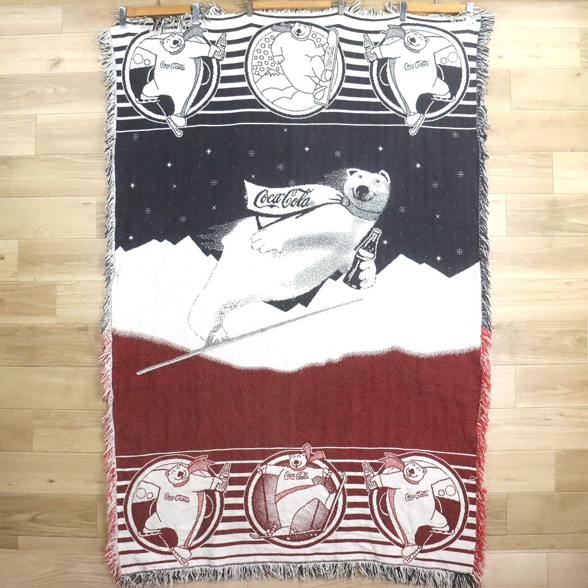 N4-2 I/S11.4-1 Coca Cola コカコーラ シロクマ スキー ラグ マット カーペット ブランケット ソファーカバー インテリア雑貨拍卖