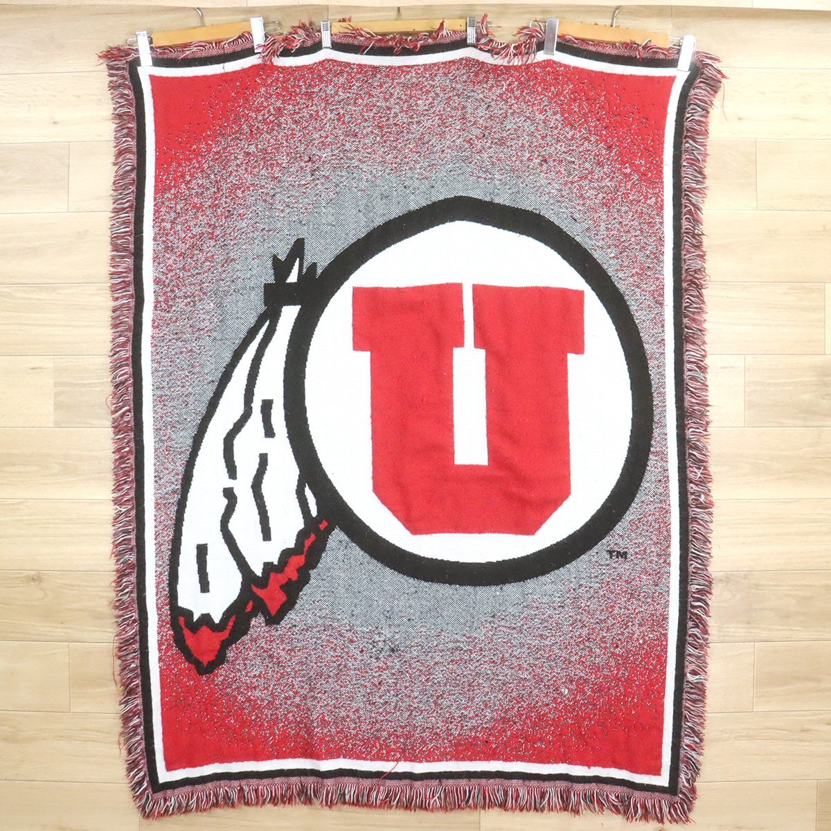 X12-10 I/D10.24-8 USA製 NCAA ユタ大学 スポーツチーム ラグ マット カーペット ブランケット タペストリー インテリア雑貨拍卖