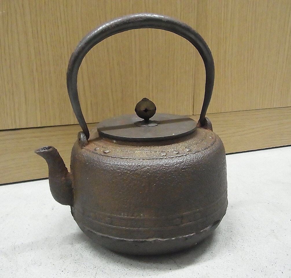 鉄瓶☆銅蓋 ジャンク 穴あり 銘なし 現状拍卖