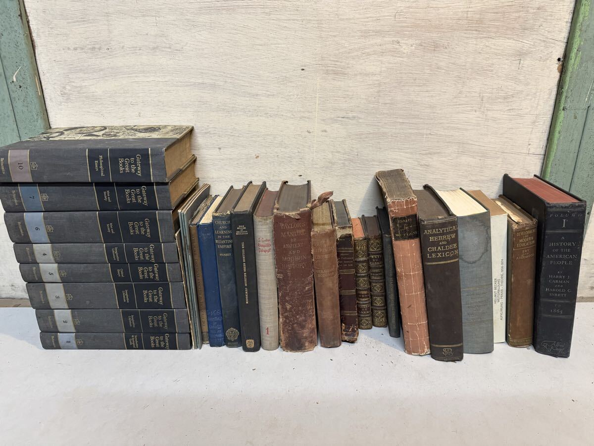 4 洋書 まとめて ヴィンテージ 言語 歴史 宗教 装飾 インテリア アンティーク クラシック 洋書 ディスプレイ ハードカバー 拍卖