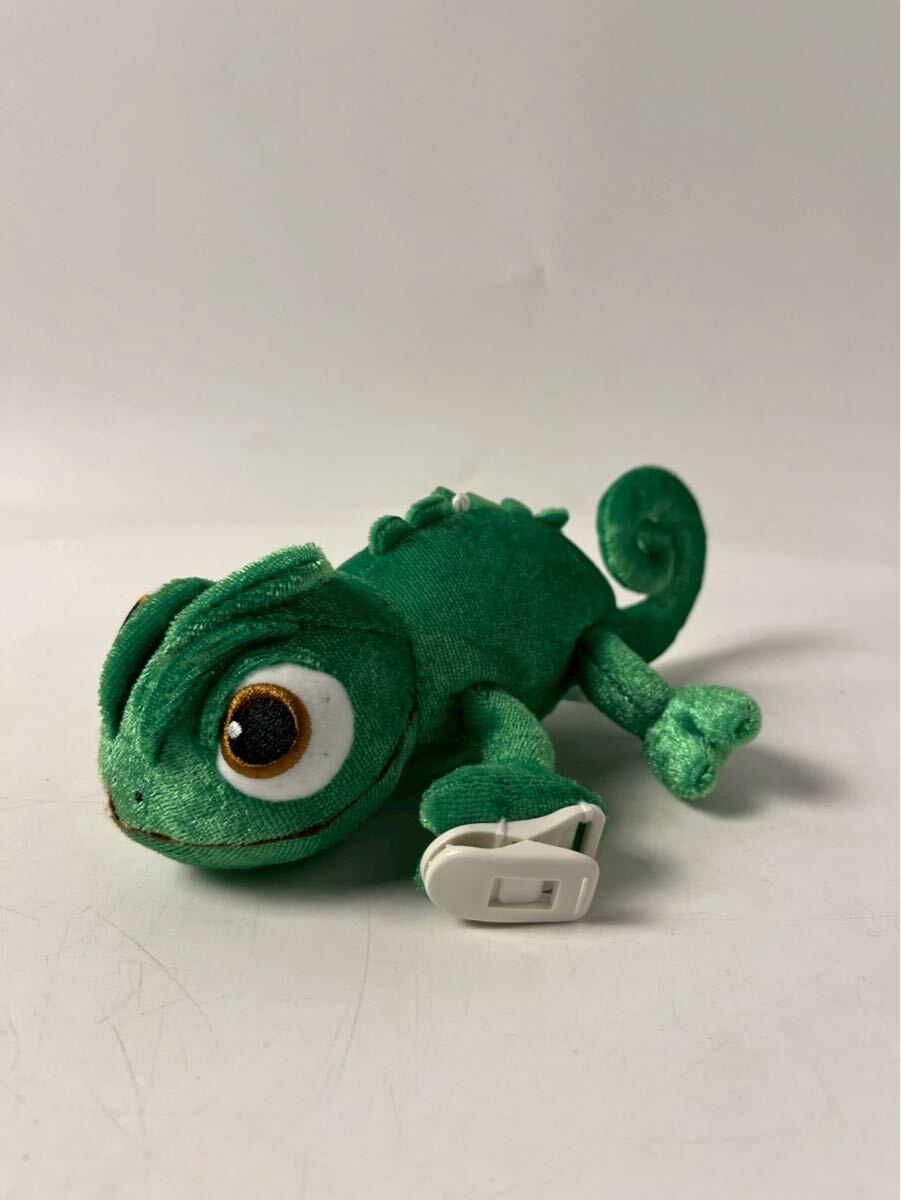 ディズニー ぬいぐるみ 肩のせい パスカル 塔の上のラプンツェル カエル フィギュア 当時物 蛙 かえる拍卖