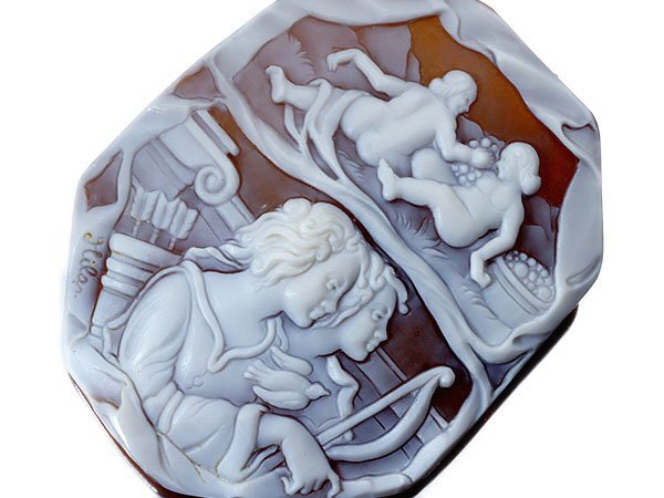 【ジュエリー極】作家品 サイン刻印有 極上品 絶品彫刻 高級シェルカメオルース 75.6mm×61.1mm a2818il【送料無料】拍卖