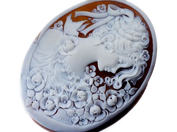 【ジュエリー極】ディルーカ社 作家刻印有り 極上品 リボンと小鳥と女性像 シェルカメオルース 74.5mm×57.0mm a2819il【送料無料】拍卖