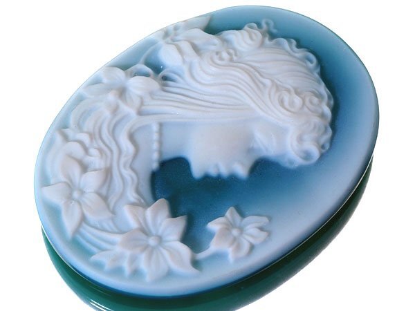【ジュエリー極】FWクライン作 優雅な貴婦人の彫刻 高級グリーンストーンカメオルース 40mm×29.9mm w5915-m【送料無料】拍卖