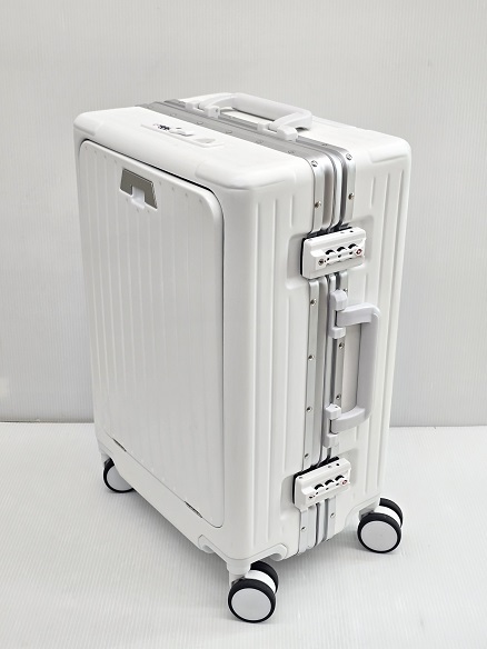 【中古品】 キャリーケース スマホスタンド USBポート カップホルダー フック TSAロック 機内持ち込み可 Sサイズ ホワイト ○YR-19173○拍卖