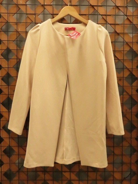 【未使用タグ付き】4エブリー レディーストップス ジャケット 上着 ベージュ系 〇YR-05419〇拍卖