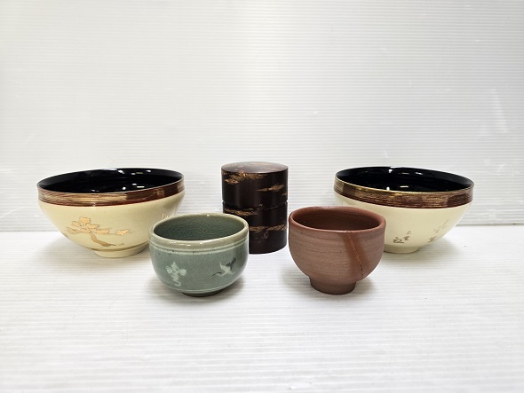 【未使用展示品】 茶器セット 抹茶茶碗 宗豊 花押入 貴山作 青地雲鶴 漢青 金福漢作 桜皮細工 茶筒 5点セット ○YR-18720○拍卖