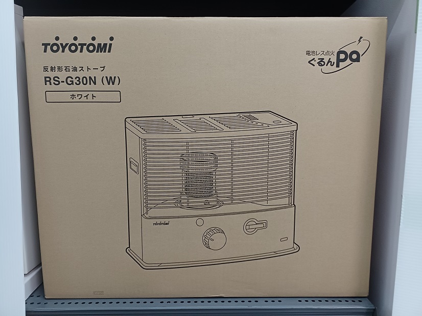 TOYOTOMI トヨトミ 石油ストーブ RS-G30N ホワイト 2023年製【未使用品】 ○YR-51364○拍卖