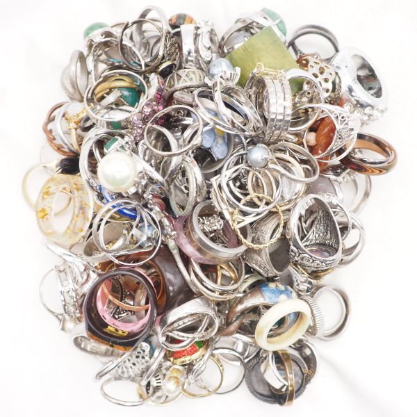 YG1123 1円 指輪 大量セット 約500g 真珠 パール シルバー カラーストーン リング 多数 アクセサリー ジャンク拍卖