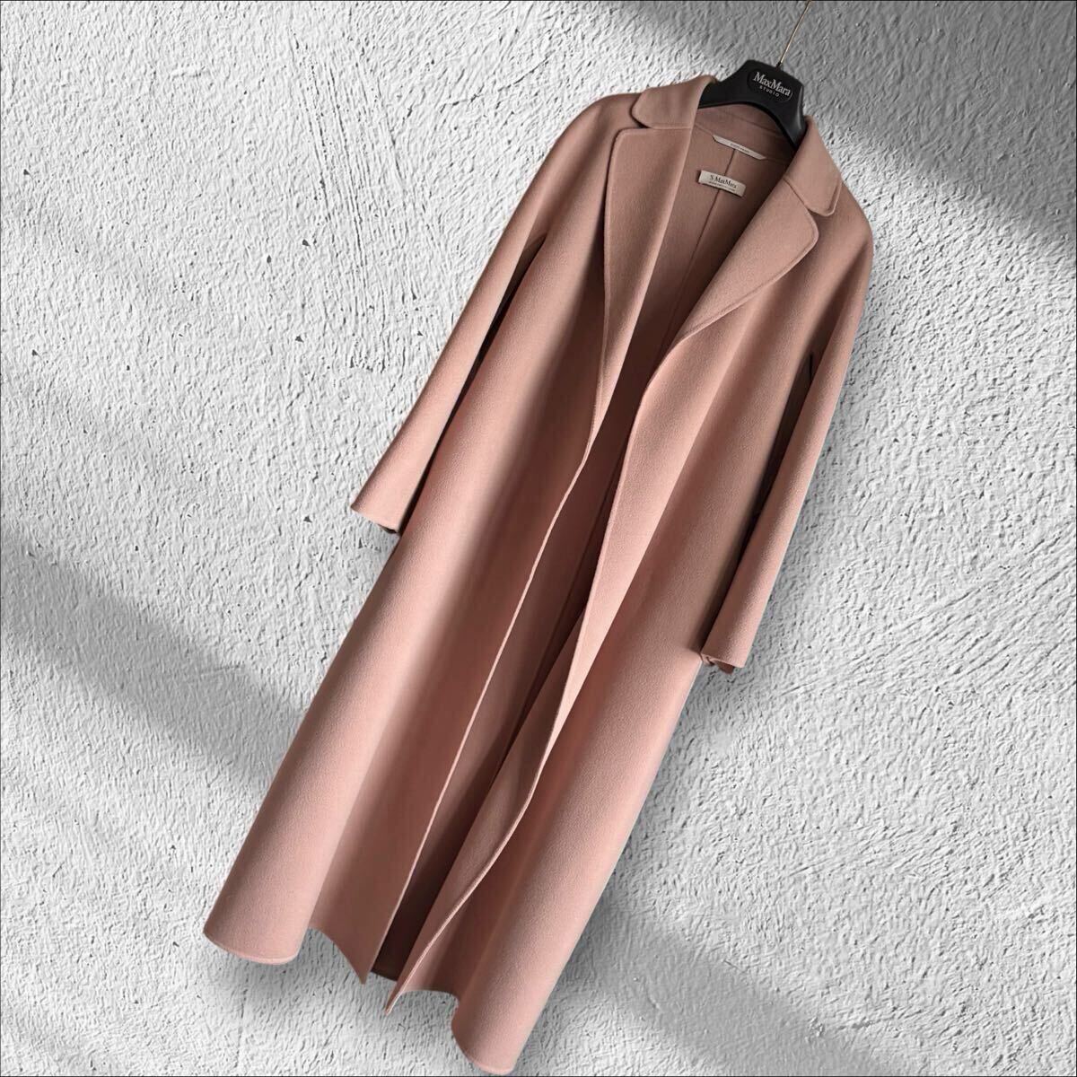 高級 一枚仕立て クチートアマーノ ピュアウール ロゴプレート MaxMara ダブルフェイス リバーコート マックスマーラ 淡いピンク 38 ベルト拍卖