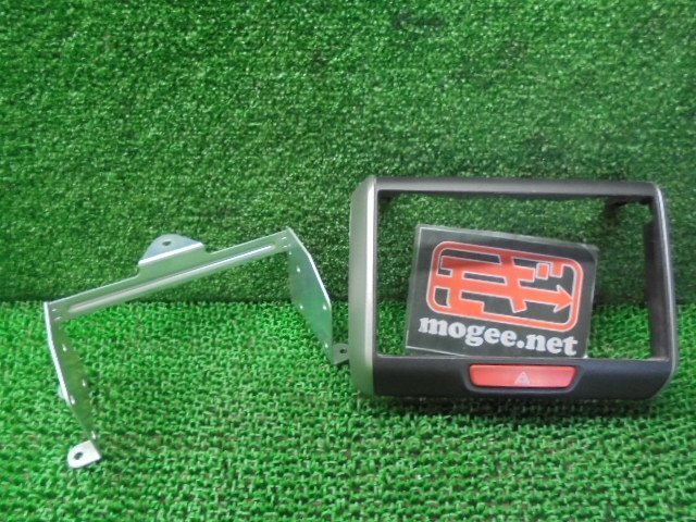 2EE3214CQ3 ) ホンダ N BOX JF1 純正センターオーディオパネル拍卖