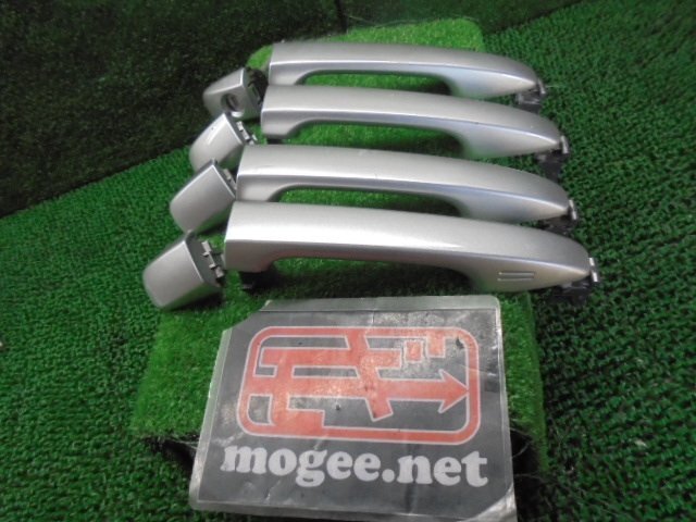 2ER3509IC5 ) トヨタ プリウス ZVW30 純正アウターハンドルセット拍卖