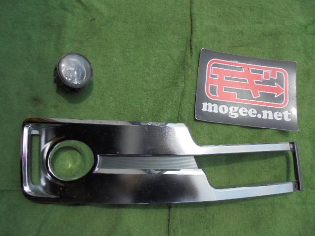 2ER5654EH6 ) 日産 セレナ ライダーS-HYBRID HC26 純正フォグランプ右 A061715拍卖