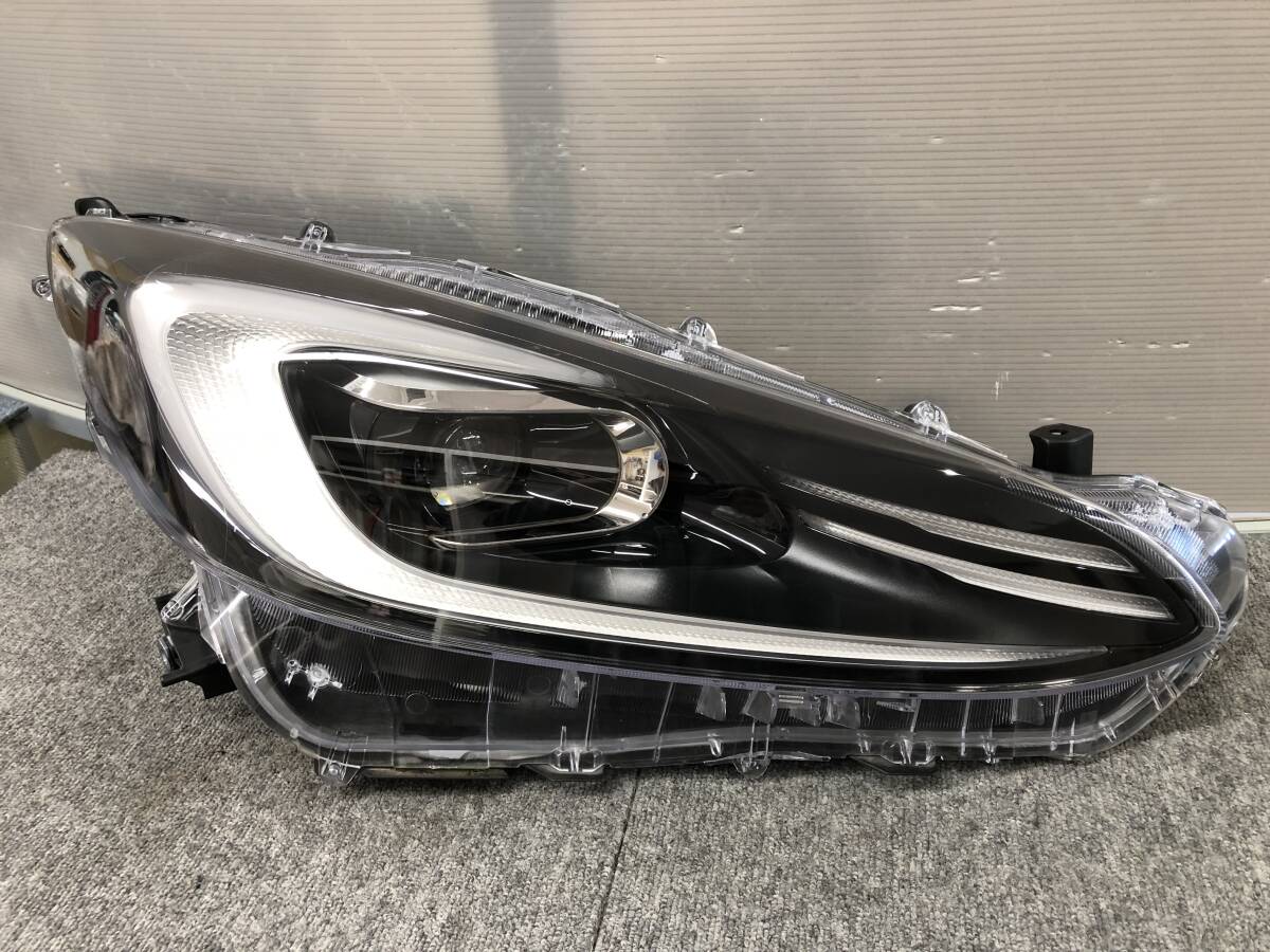 ★□2511-NN24L 美品!MXPK10/MXPK11/MXPK15/MXPK16 アクア Z 純正 右 LED ヘッドライト ヘッドランプ KOITO 52-336 打刻Y2拍卖