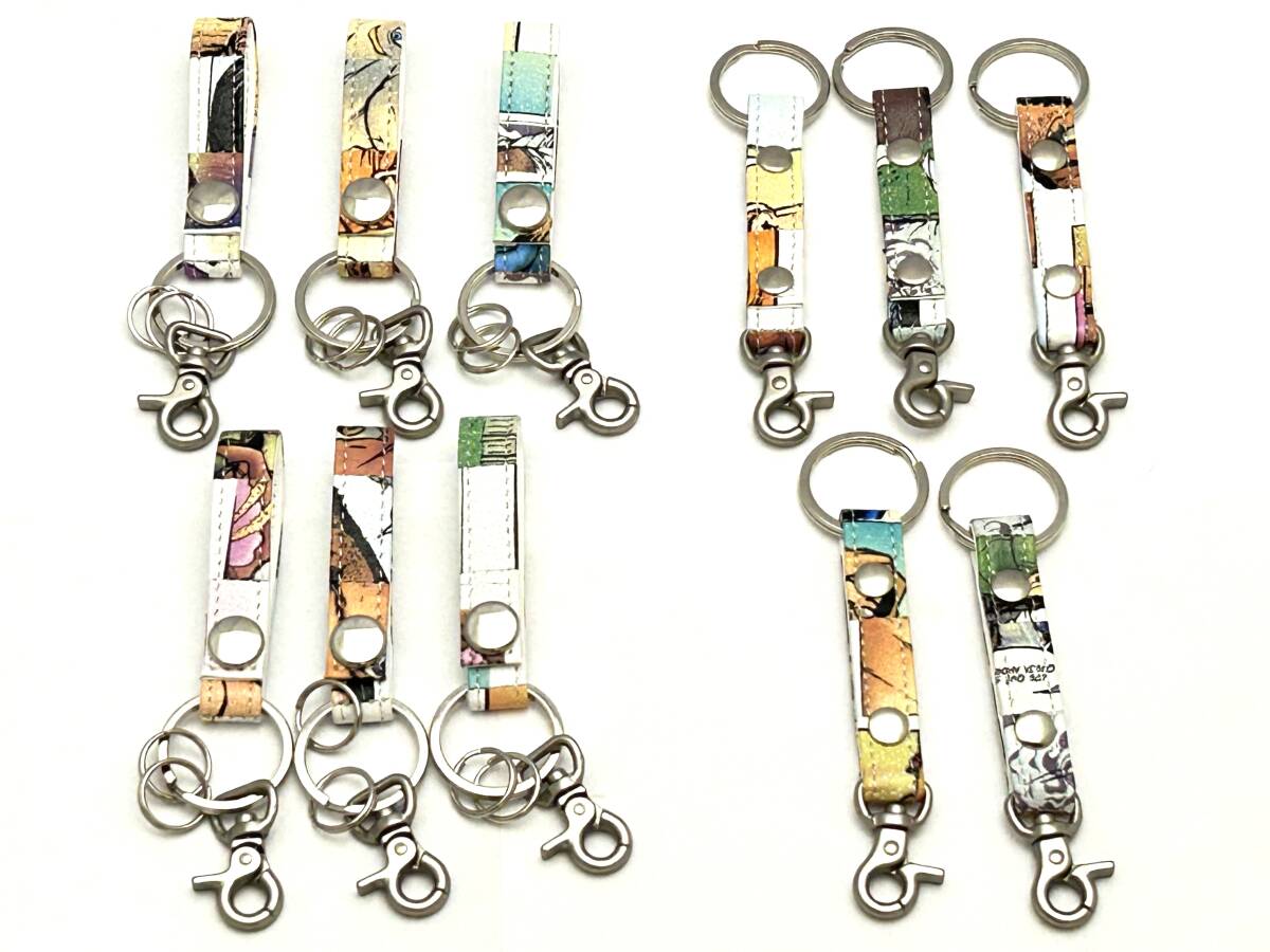 【未使用】本革 ストラップ ショートタイプ 11個 Dカン付き アメコミ キーホルダー拍卖