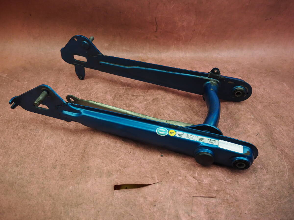 (1台分解) 限定カラー !! 事故なし/コーション付き 50th限定 リトルカブ 純正 スイングアーム サスネジOK AA01 100XAAT13拍卖