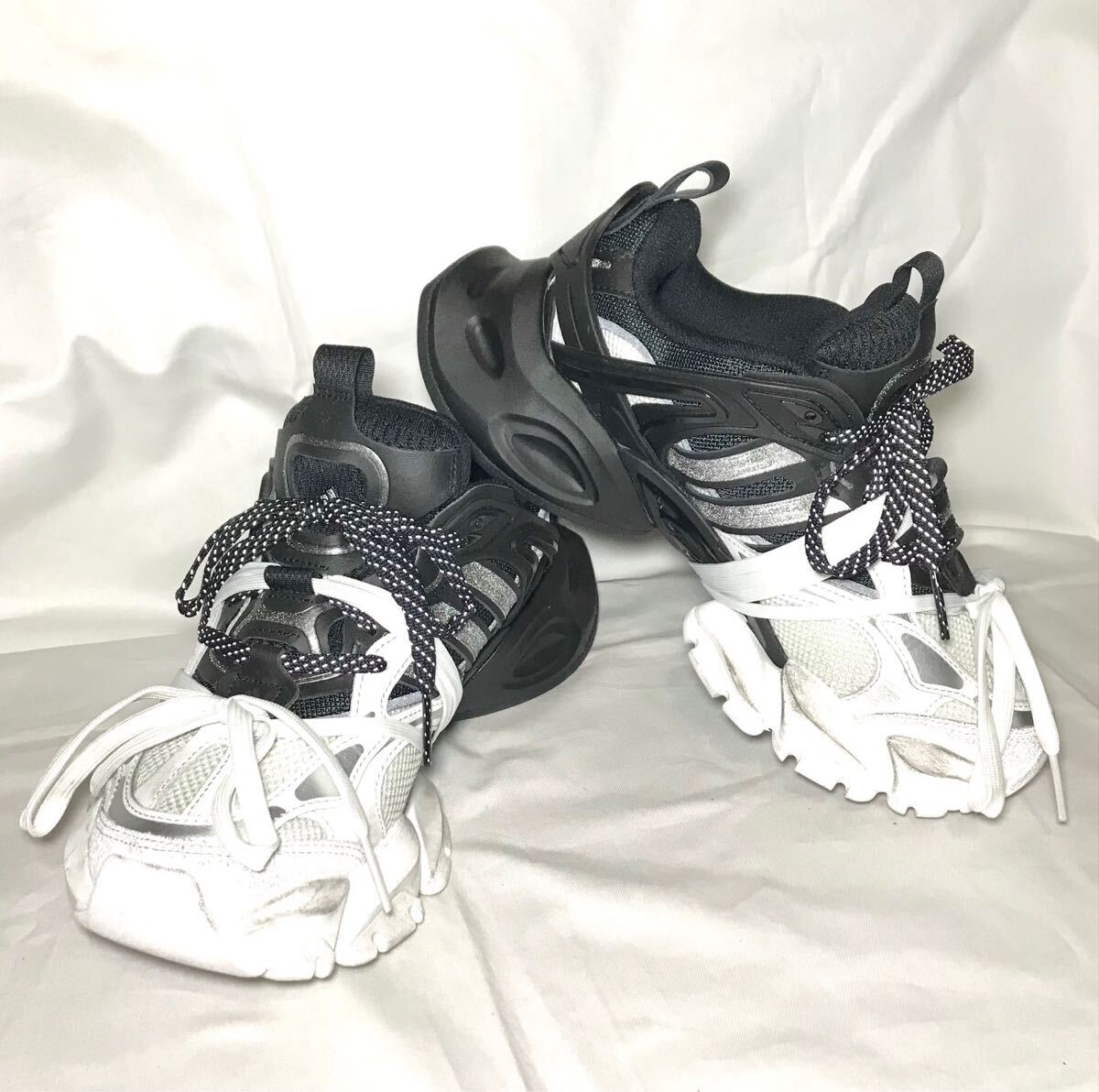 スニーカー【adidas/XLG RUNNER DELUXE/White x Black】サイズ:US7/25cm/JR0861/アディダス/日本未発売拍卖