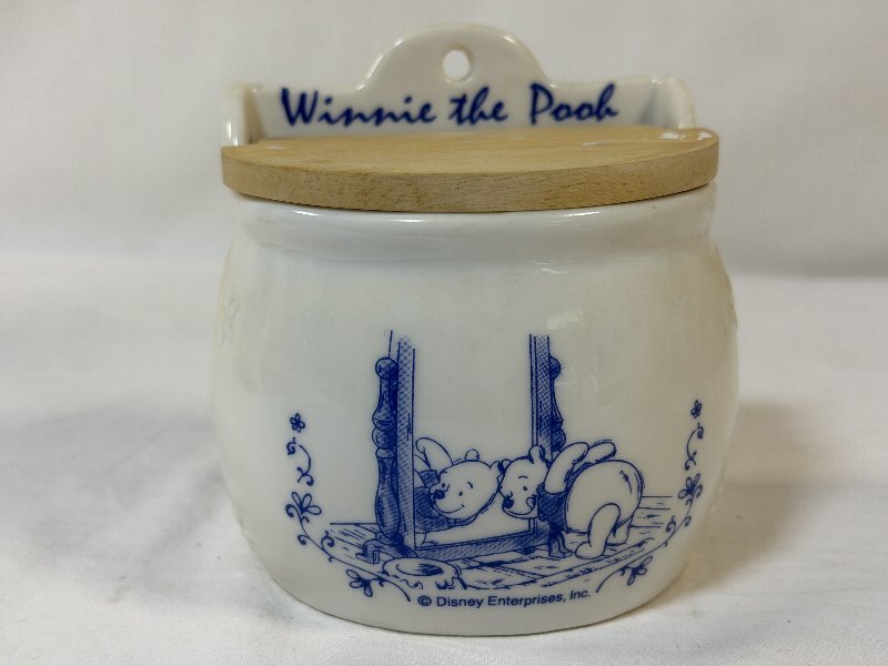 き011 ディズニー プーさん 陶器製ポット 木製蓋 カントリーポット拍卖