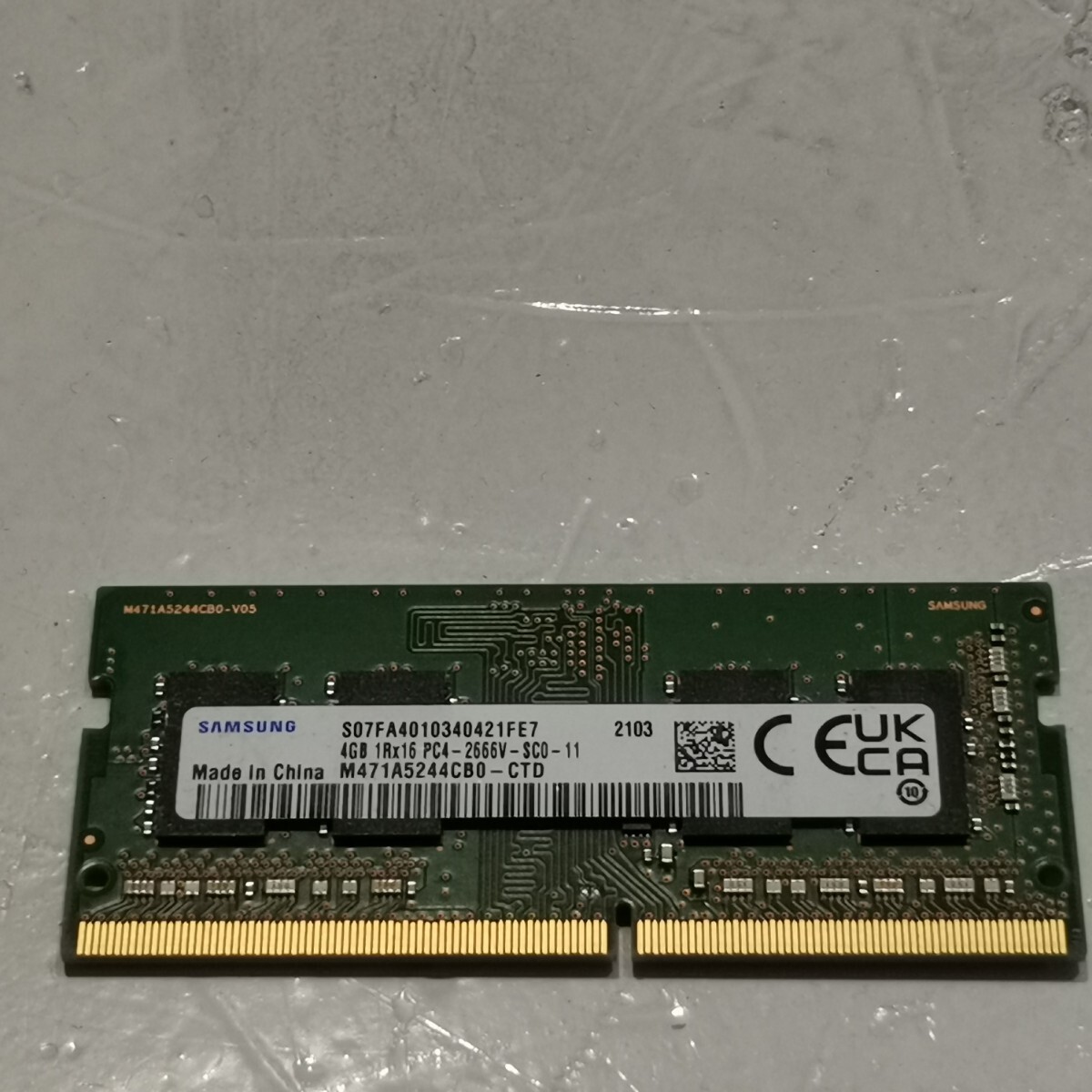 在庫あり SAMSUNG M471A5244CB0-CTD 4GB メモリ 中古 クリック 送料無料!!拍卖