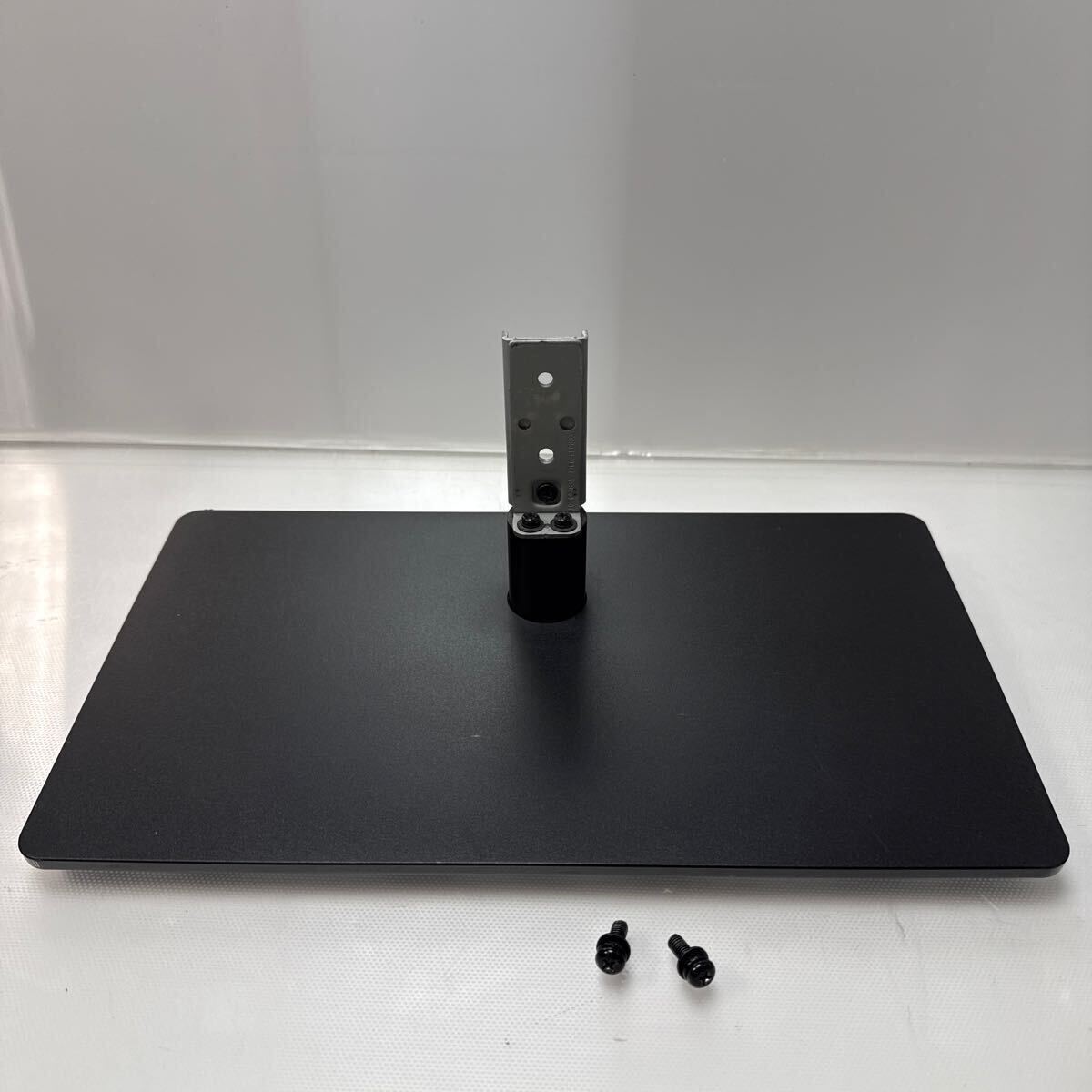 DP-51022W1 TOSHIBA REGZA 32V型 液晶テレビ 32S8 32S10 スタンド脚部 ネジ付き TVパーツ拍卖