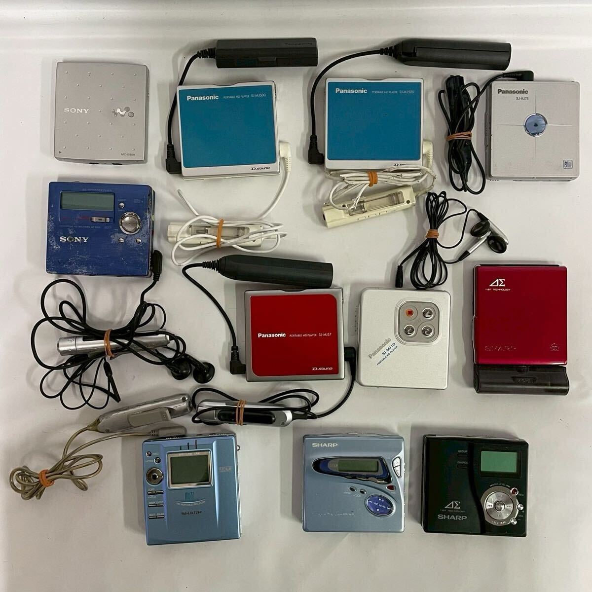 ポータブルMDプレーヤー 11個 まとめ SONY Panasonic SHARP MZ-E909 MZ-R909 MD-DS70-R Auvi MD プレーヤー拍卖