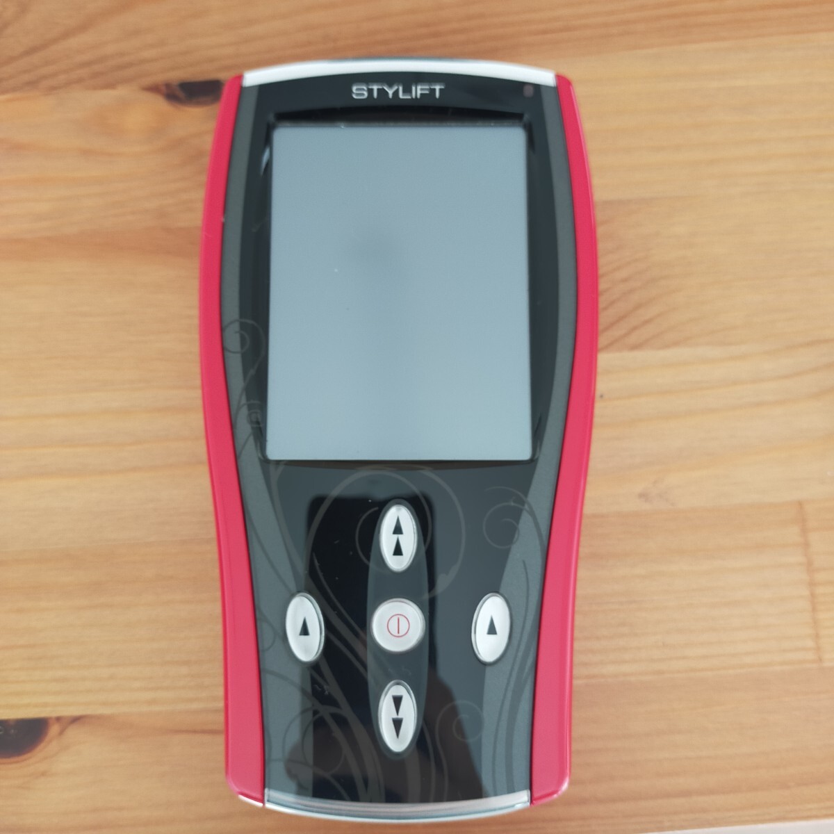 す3665 美容器具 伊藤超短波株式会社 STYLIFT スタイリフト 家庭用ポディケア ヘルスケア EMSマシン拍卖