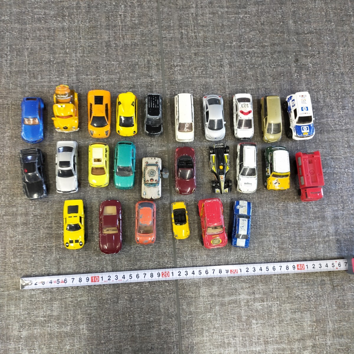 す3709 ミニカー 26台 まとめ売り ゼンマイ ブリキ ウィリートミカマジョレット ポケモン ミニクーパー プーさん ラリー拍卖