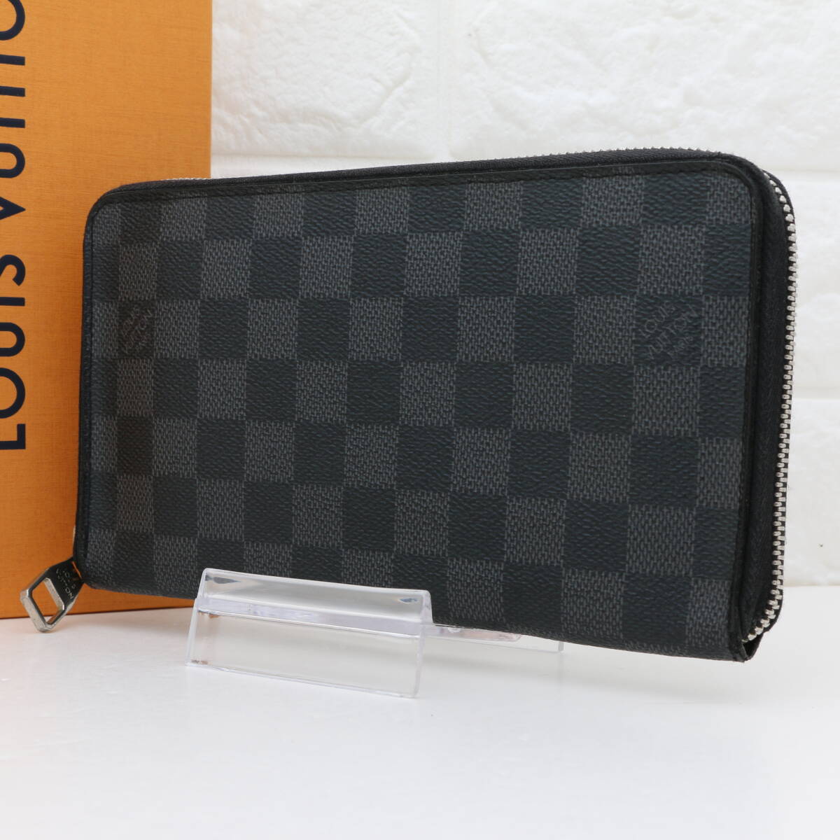 LOUIS VUITTON ルイヴィトン ダミエ グラフィット ジッピー オーガナイザー N63077 ラウンドファスナー ブラック メンズ 長財布 ジップ拍卖