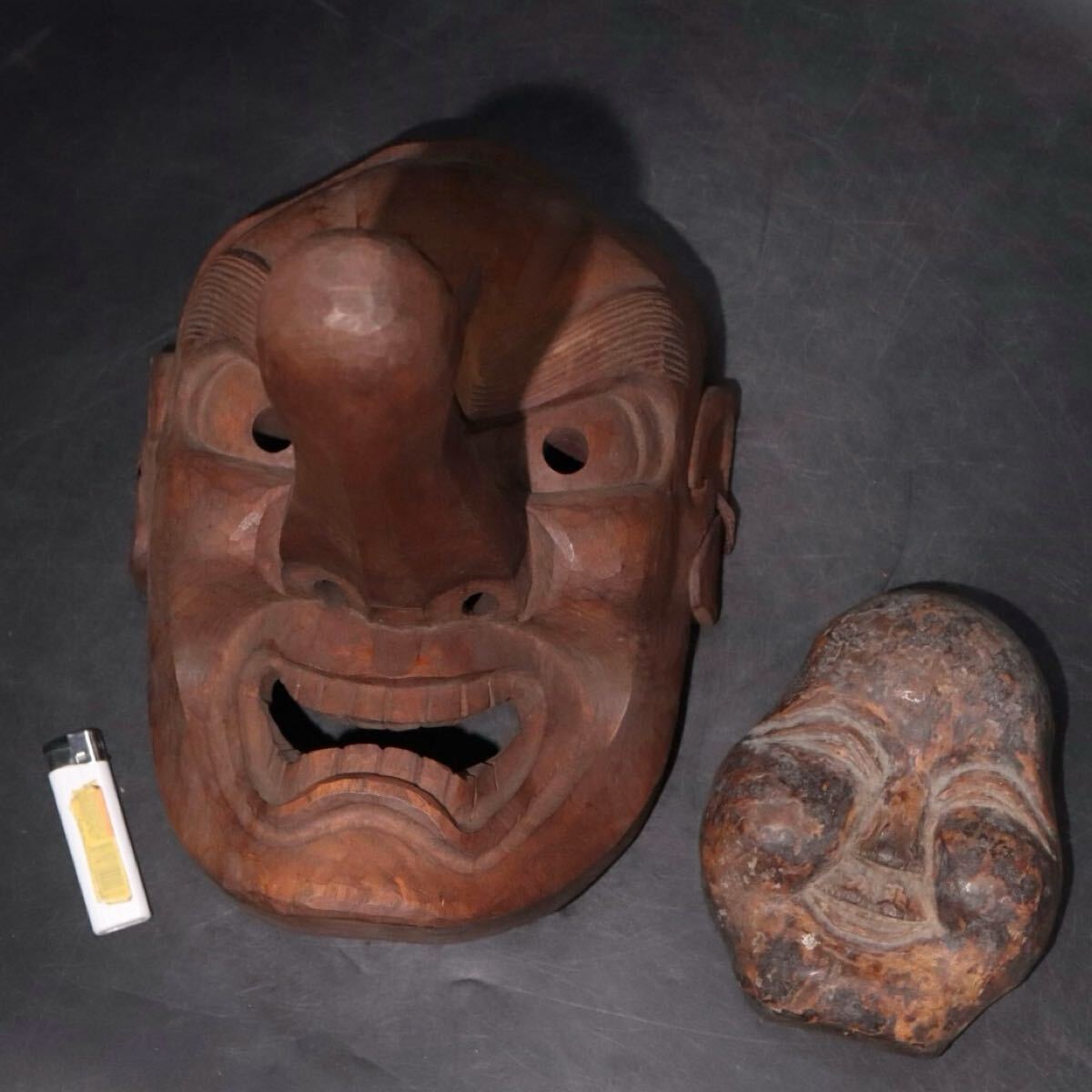 時代 木彫 大きな天狗面 (縦幅34cm) ・ おかめ お多福 計2点 / 木工芸 面 検索: 能面 伎楽面 魔除け 民仏 民衆仏拍卖