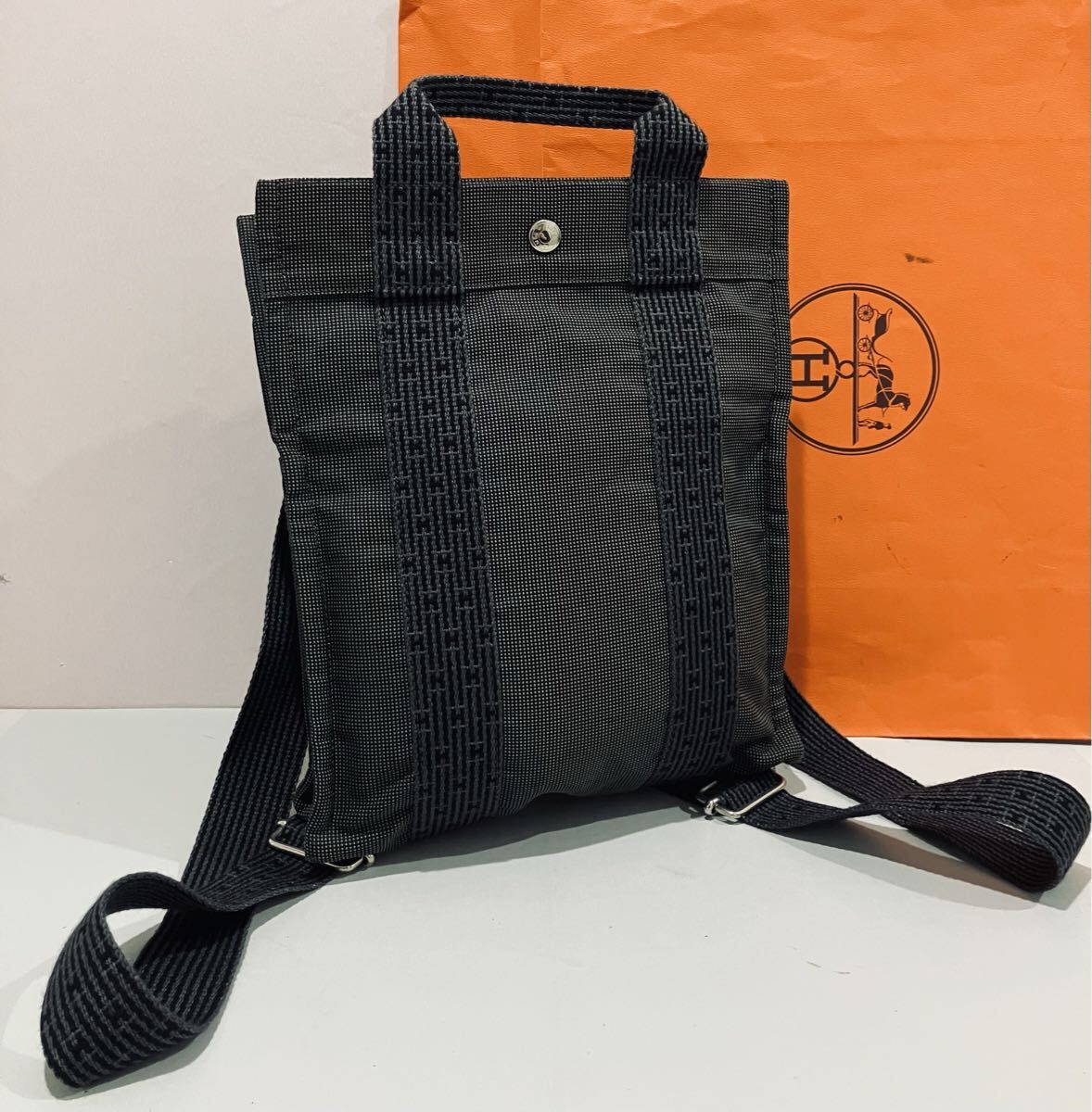 HERMES ● 新品同様 エールライン リュック グレー バッグ エルメス リュックサック バック シルバー金具拍卖