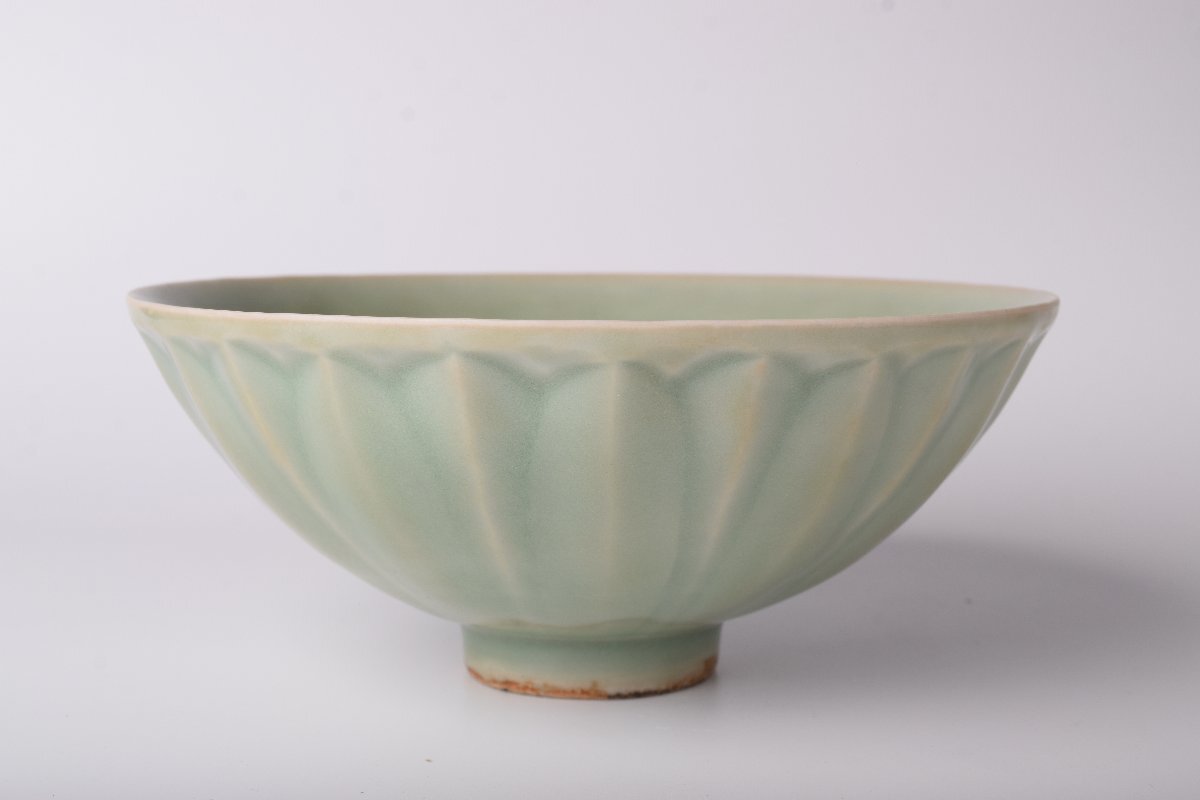 【 唐物 砧青磁鎬紋鉢 南宋時代 】拍卖