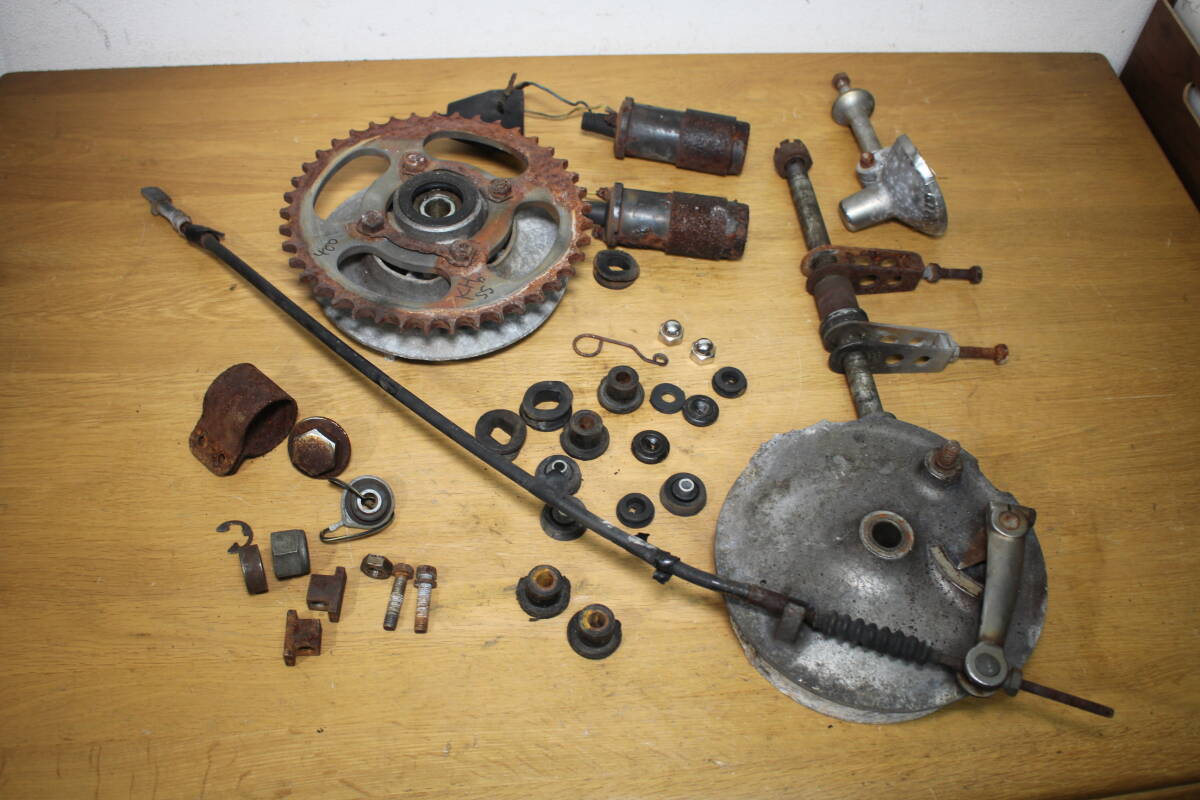 送料 ¥1200 カワサキ KAWASAKI KH SS マッハ 250 350 400 500 750 系 ガラクタ ゴミ セット 適用不明 昭和 レトロ トリプル 旧車 H1 拍卖