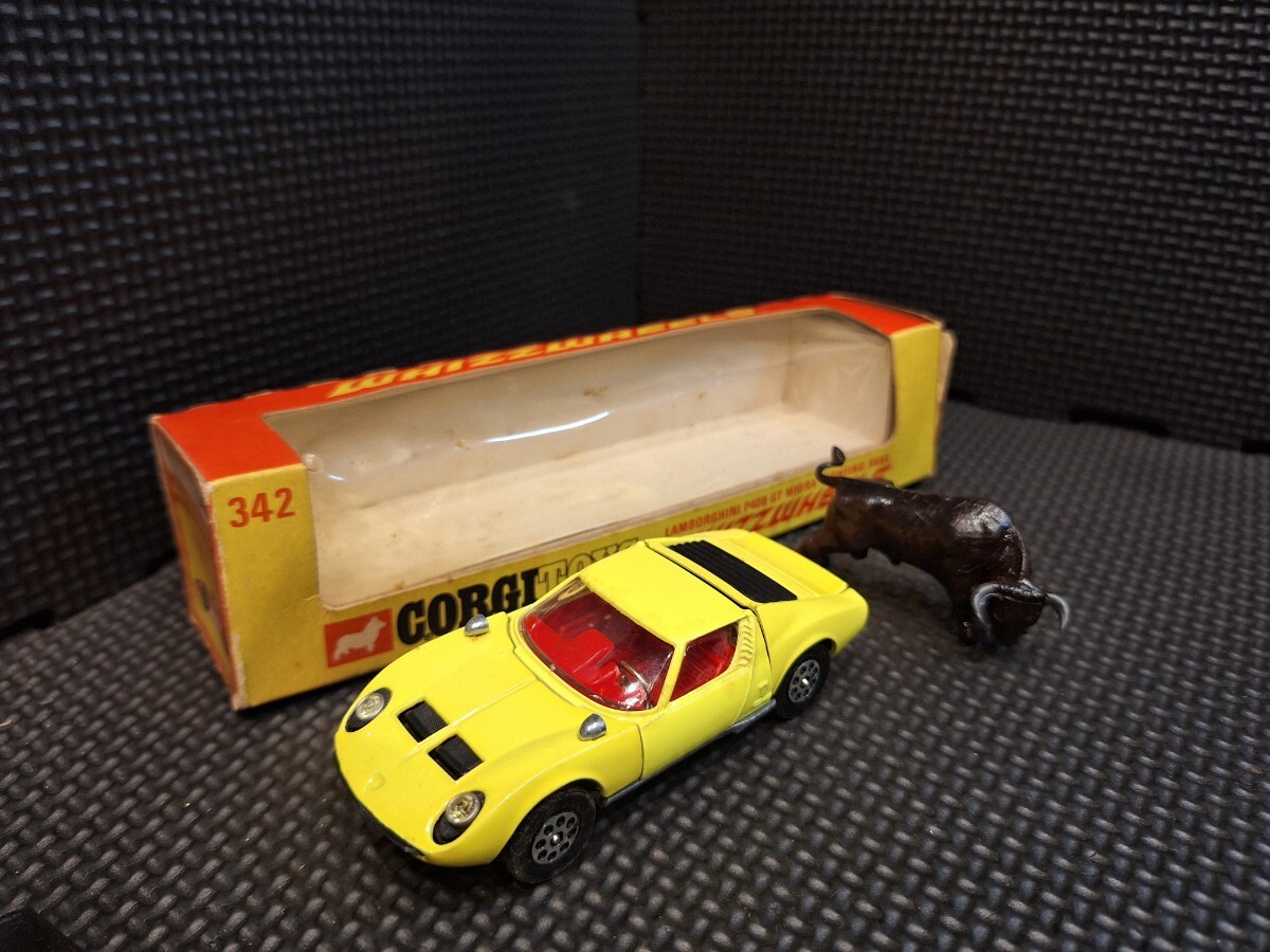 ★売切★CORGI TOYR ランボルギーニ400GT 牛付き WHIZZ WHEELS ★ミニカー★レトロ★当時もの★絶版★ビンテージ拍卖