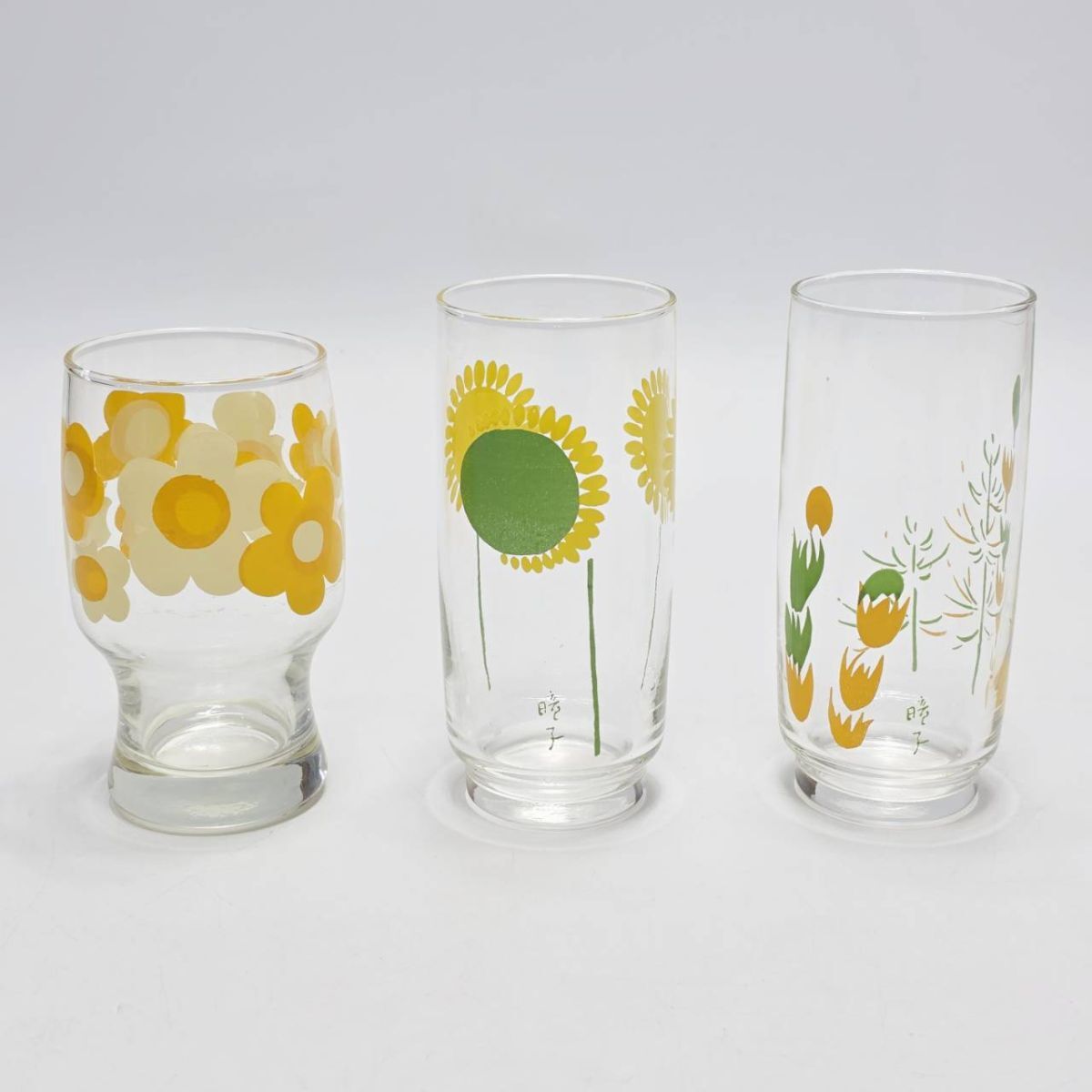 ●昭和レトロ●ガラスコップ ノスタルジック コップ 3点セット 当時もの 中古品 食器キッチン関連商品 C23/Jim0-0011拍卖