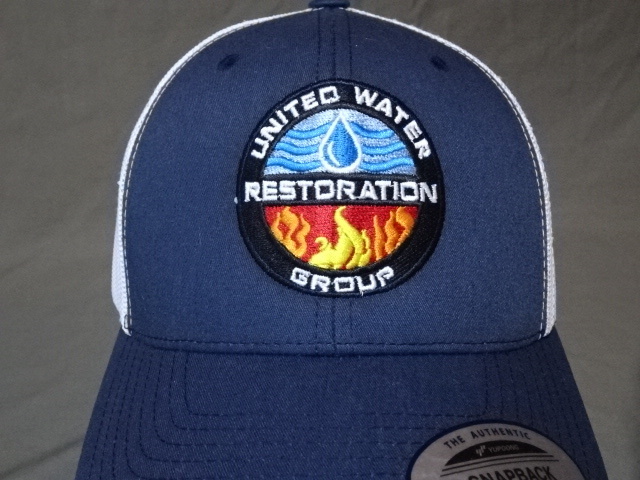 激レア USA購入 アメリカ企業モノ フロリダ州 水害緊急対応会社【UNITED WATER RESTOATION GROUP】ロゴ刺繍入り メッシュキャップ 中古良品拍卖