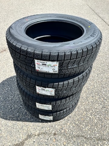 2025年製 日本製 iG70 205/60R16 96Q XL 4本送料込75,000円~ 新品 YOKOHAMA 正規品 スタッドレスタイヤ 冬タイヤ iceGUARD 在庫あり!拍卖