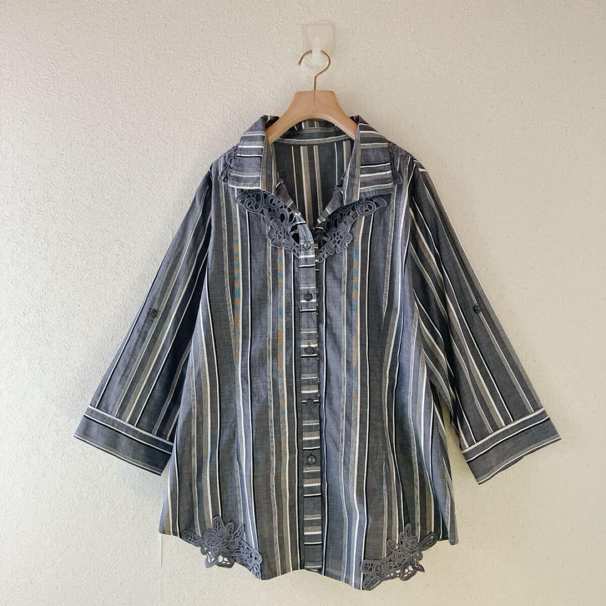【ノアージュ】ノアジェ noage 花柄 レース刺繍ブラウス シャツ ストライプ柄 トップス ゆったり 体形カバー 美品 100円スタ拍卖