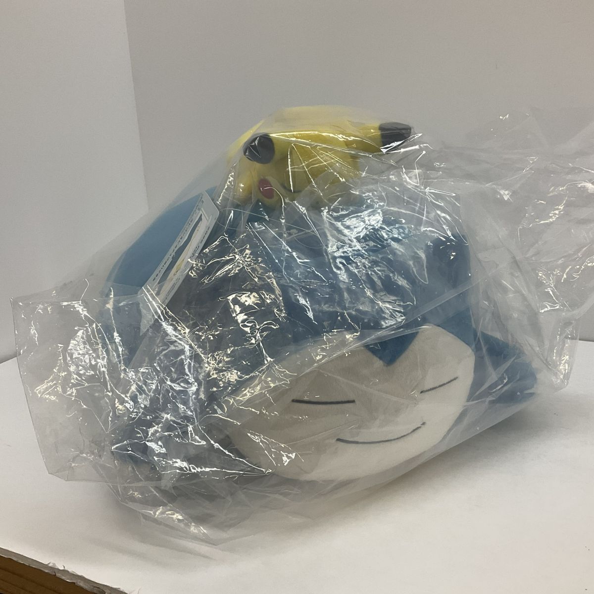 32 送120サ 1117YF03 一番くじ B賞 カビゴン&ピカチュウ ぬいぐるみ 未開封拍卖