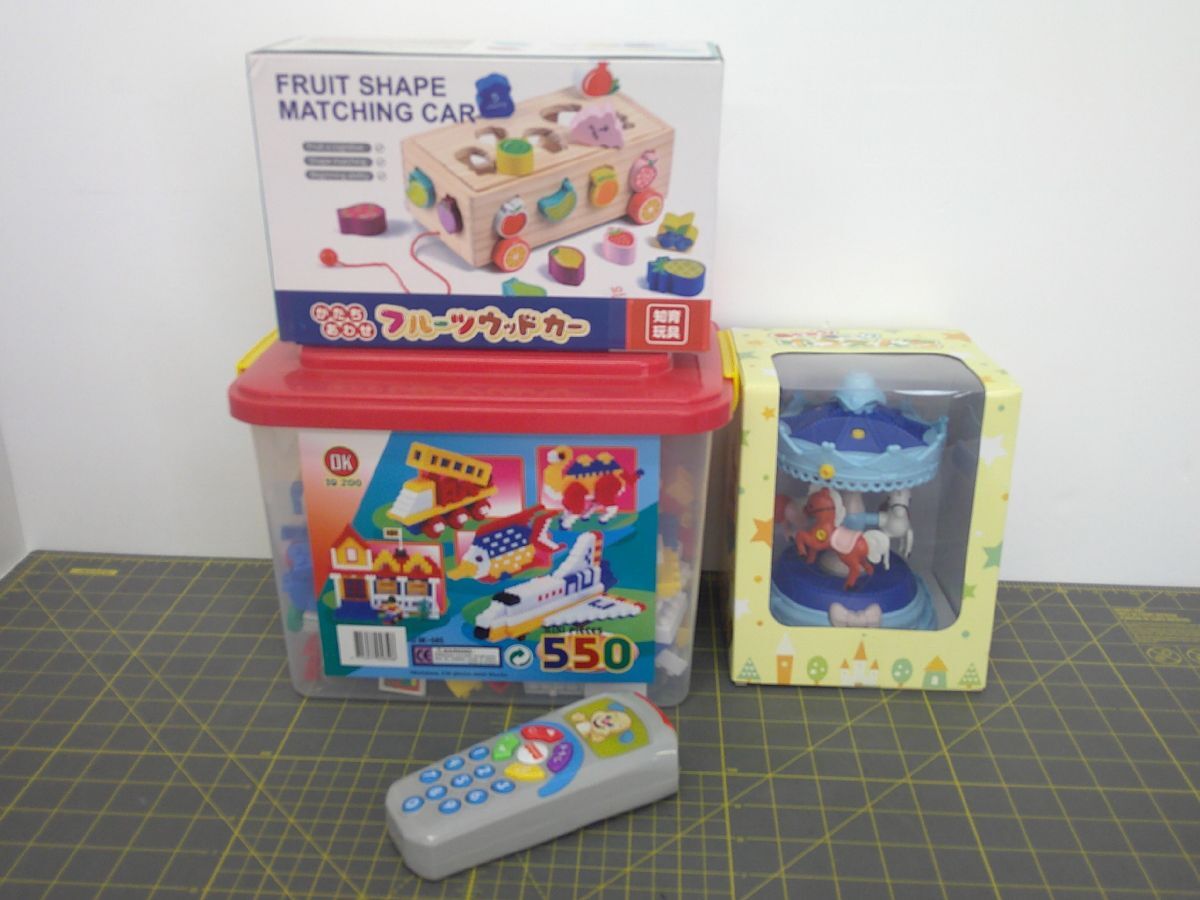 32 送100サ 1110YB12 おもちゃ まとめ売り ブロック 知育 フルーツウッドカー 遊園地 など拍卖