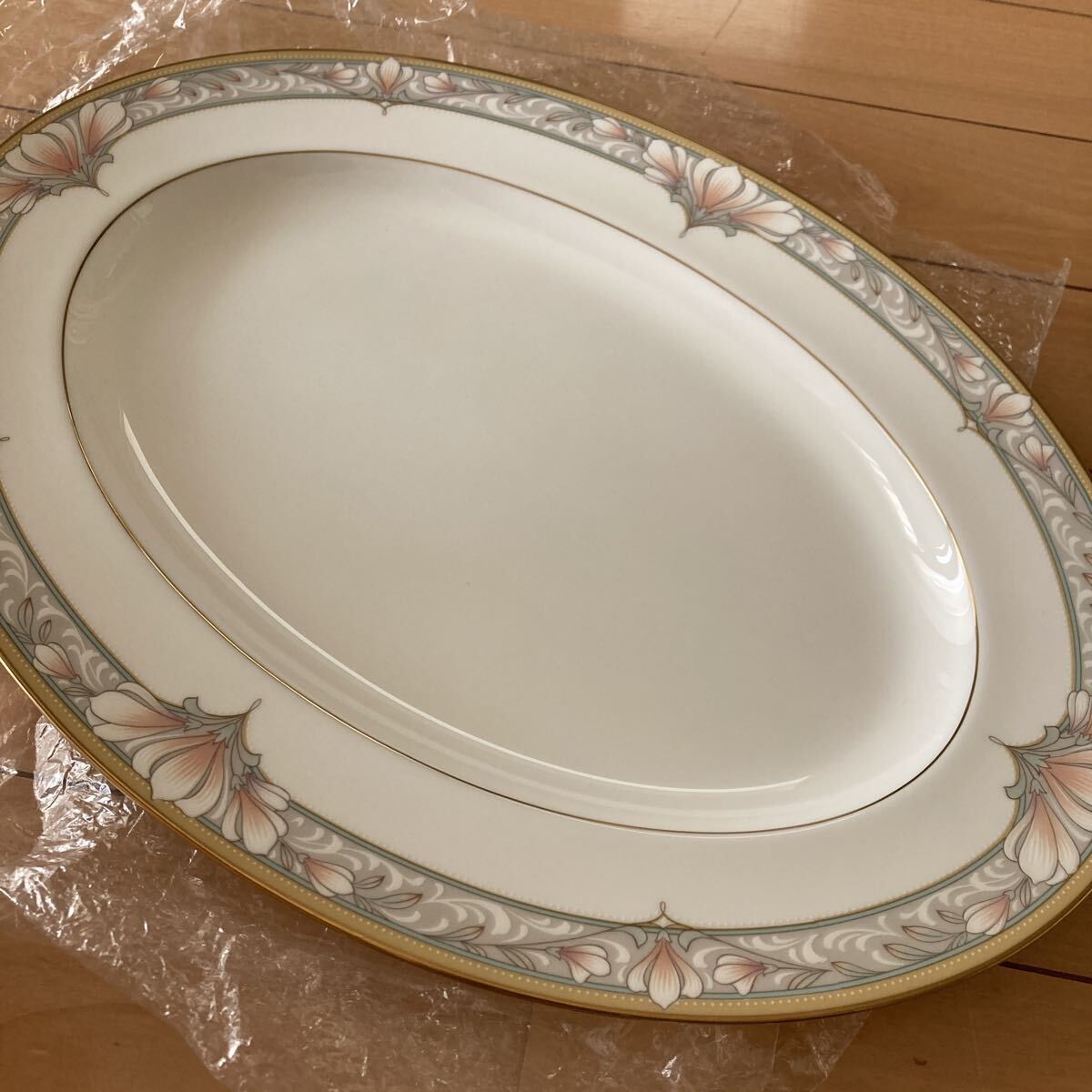 ノリタケ プレート 大皿 Noritake 洋食器 花柄 9670 シャルロット プラター オーバルプレート 36cm拍卖