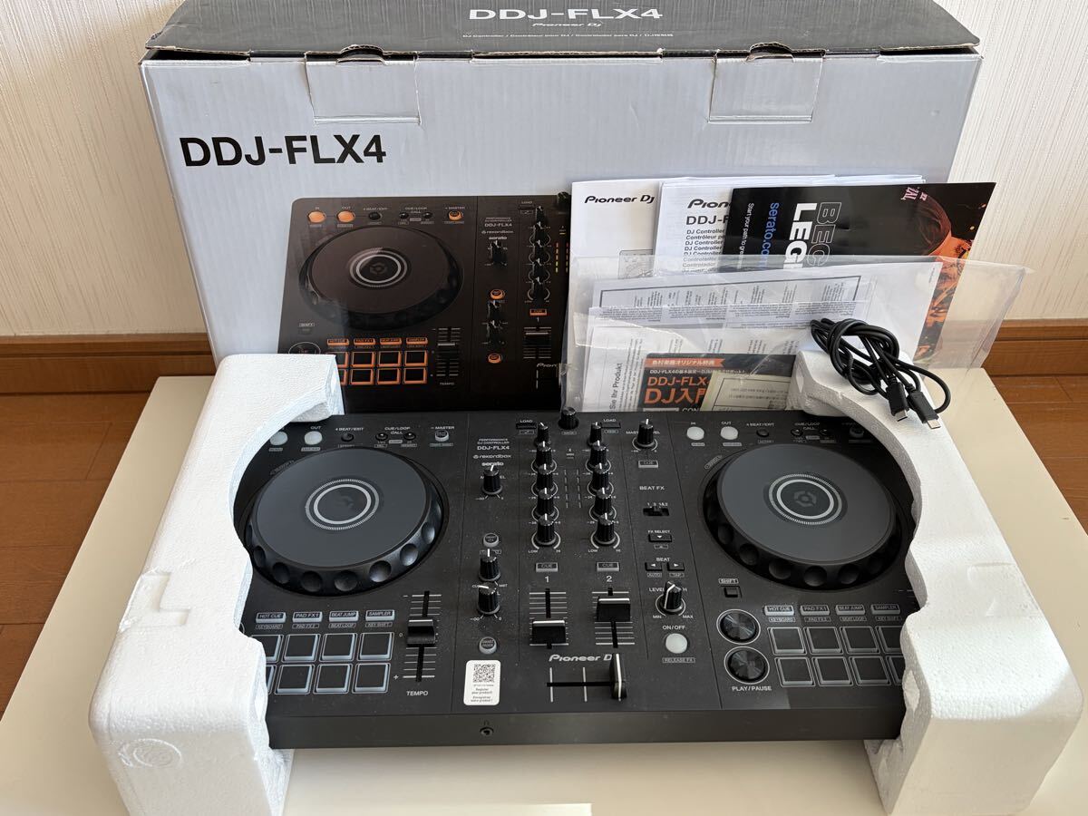 Pioneer DDJ-FLX4 DJコントローラー USBバスパワー / rekordbox・Serato対応 / 美品 DJコントローラー拍卖