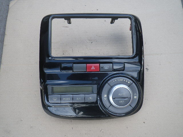 タント カスタムRS☆L375S◆センターパネル 中古品 6663拍卖