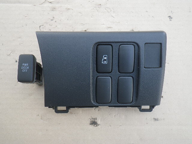 タント カスタムRS☆L375S◆スイッチ 中古品 6665拍卖