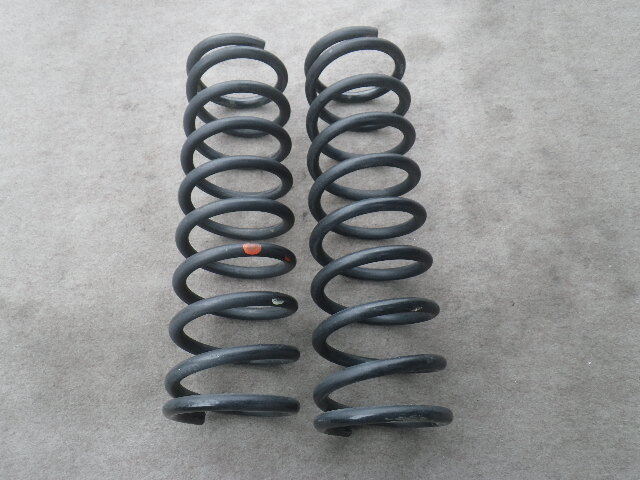 タント カスタムRS☆L375S◆純正リアスプリング 中古品 6710拍卖