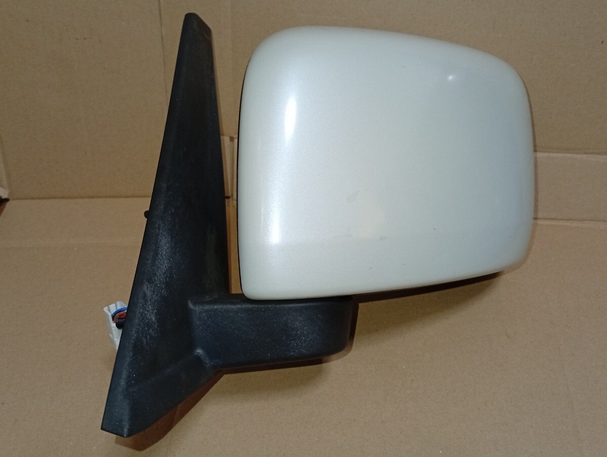 スチール製ギア交換済み SUZUKI スズキ ソリオ MA15S 純正品 左サイドミラー 左側 電動格納式 助手席側 パール Z7T 5P 5ピン拍卖