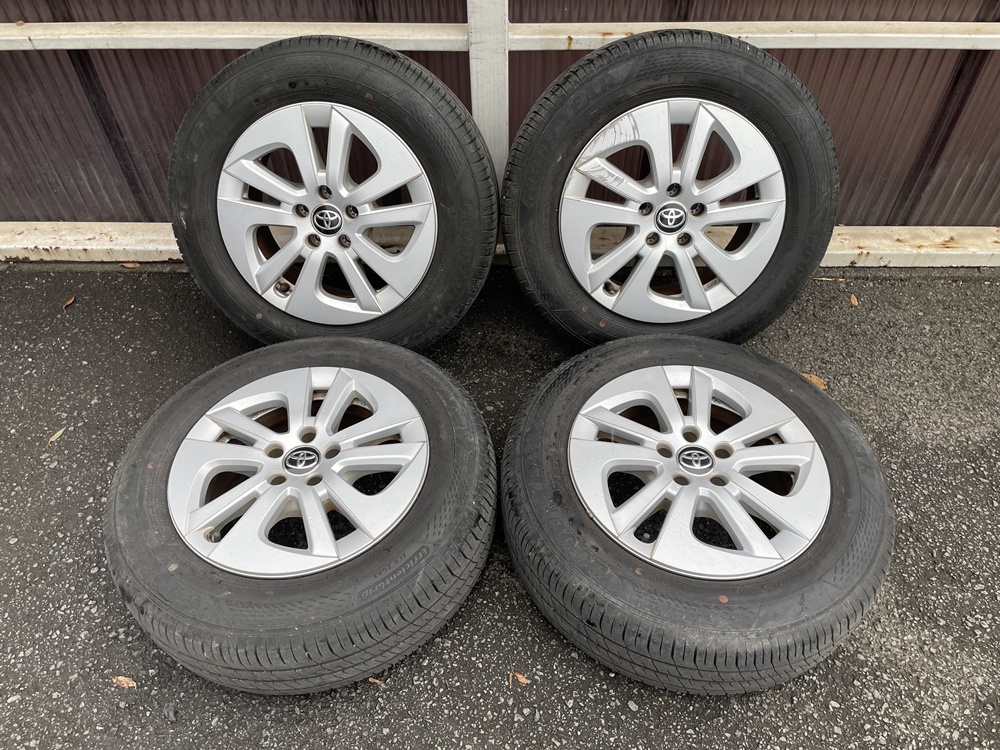TOYOTA トヨタ ZVW50 ZVW51 プリウス 前期 純正 195/65R15 5H PCD100 グッドイヤー 2022年製 中古品拍卖