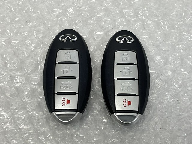 希少 INFINITI インテリジェントキー 4ボタン 2個 インフィニティ サイドくぼみ トランク パニック 検キーレス 日産 北米 USDM 輸出 逆輸入拍卖