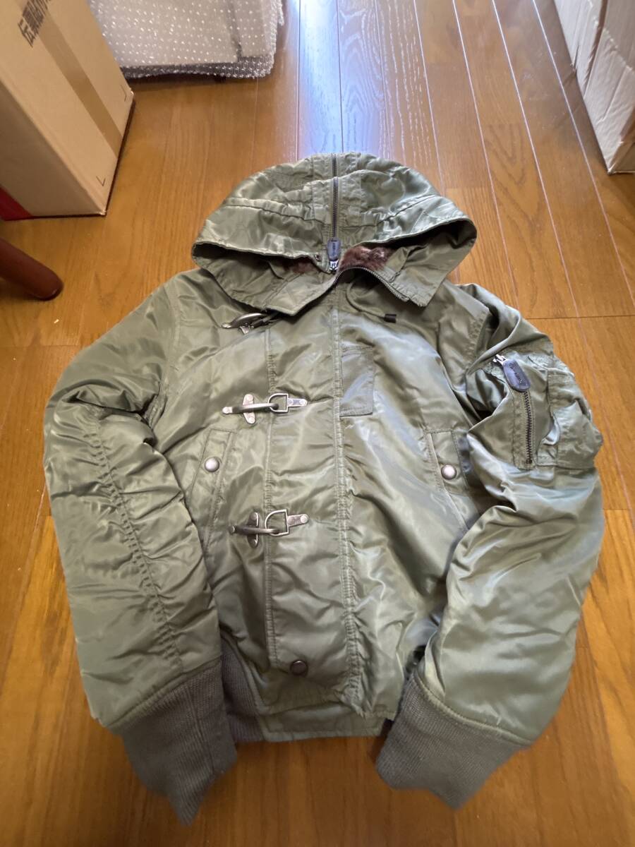 かっこいい AVIREX アビレックス ジュニア用 フライトジャケット サイズM拍卖